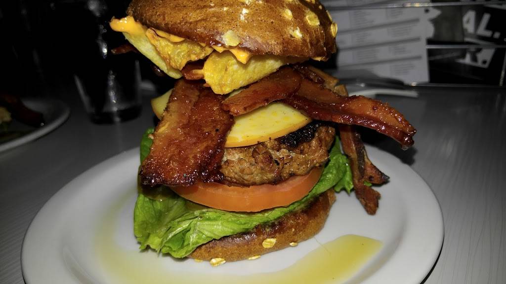 Slaters 50/50 | restaurant | 17071 Beach Blvd, Huntington Beach, CA 92647, USA | 7145945730 OR +1 714-594-5730