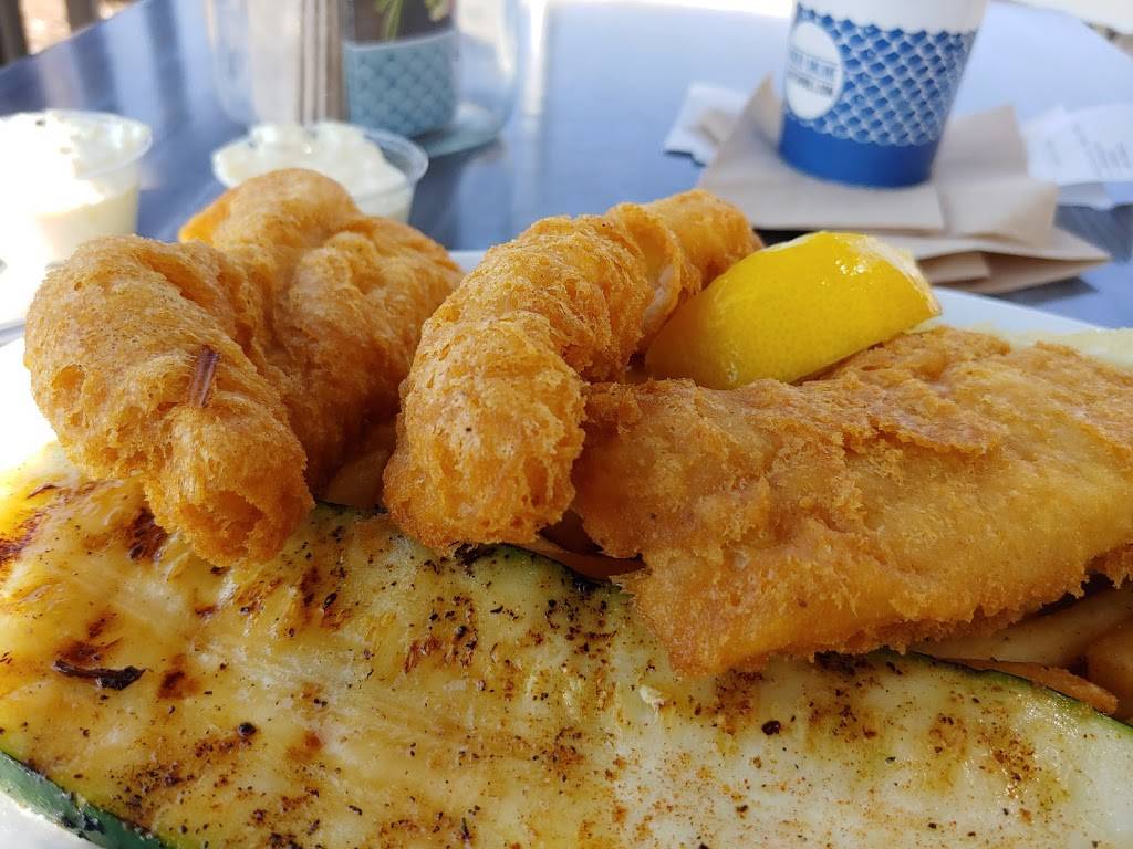 California Fish Grill | restaurant | 1185 W Renaissance Pkwy, Rialto, CA 92376, USA | 9093404434 OR +1 909-340-4434