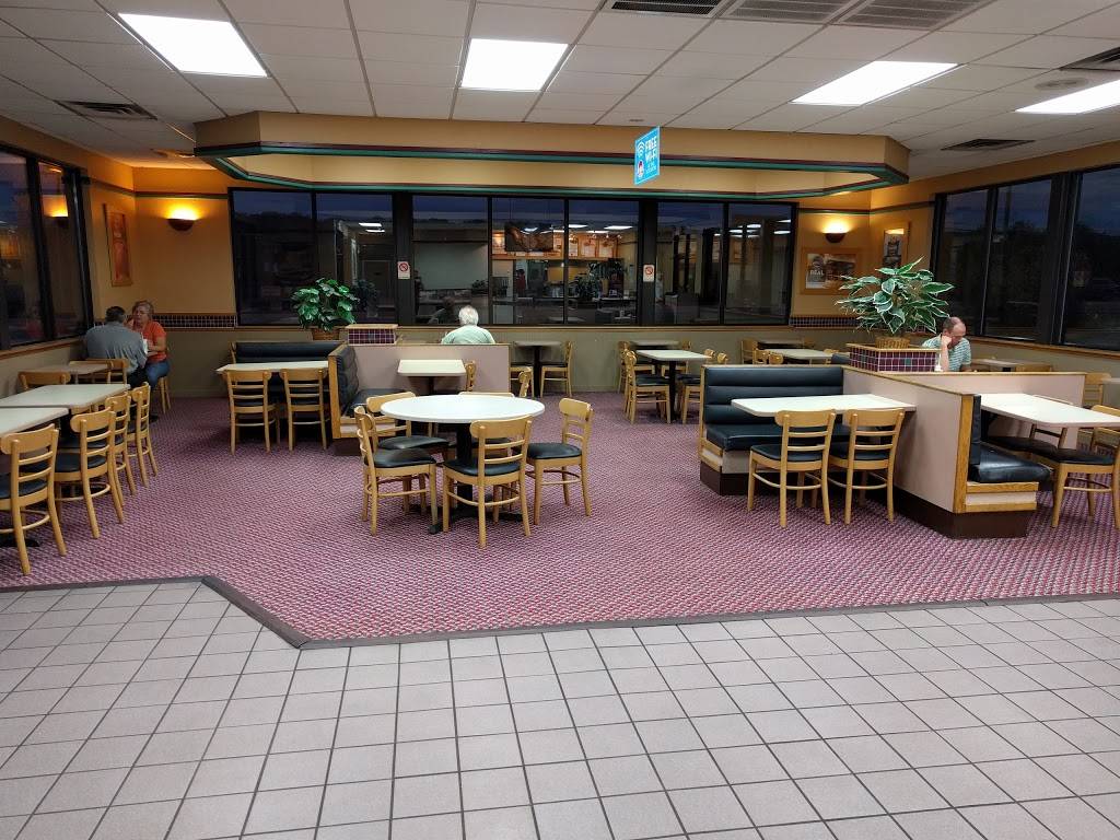 Wendys | restaurant | 11136 Kingston Pike, Farragut, TN 37934, USA | 8656710256 OR +1 865-671-0256