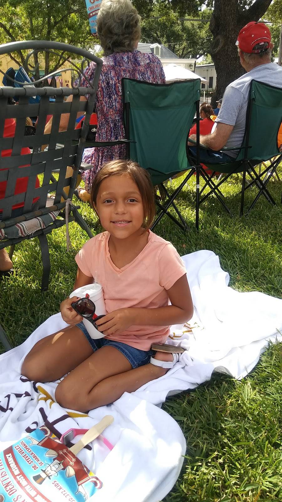 La Carreta Mexican Restaurant | restaurant | 112 W Pierce St, Luling, TX 78648, USA | 8308759510 OR +1 830-875-9510