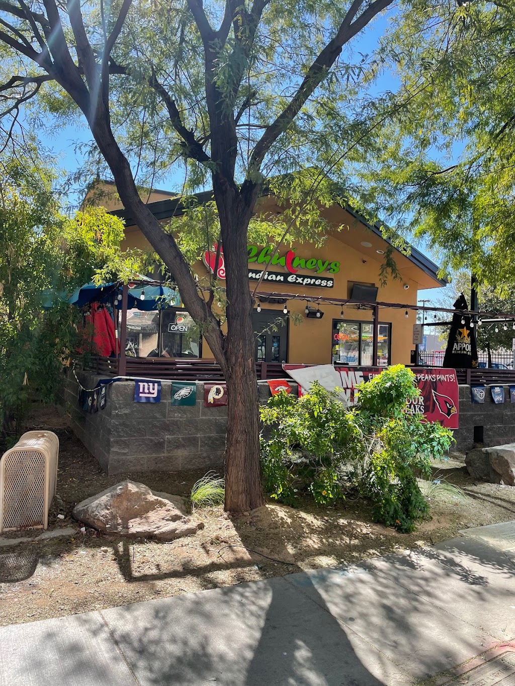 Chutneys Indian Express | restaurant | 925 E Apache Blvd, Tempe, AZ 85281, USA | 4805179544 OR +1 480-517-9544