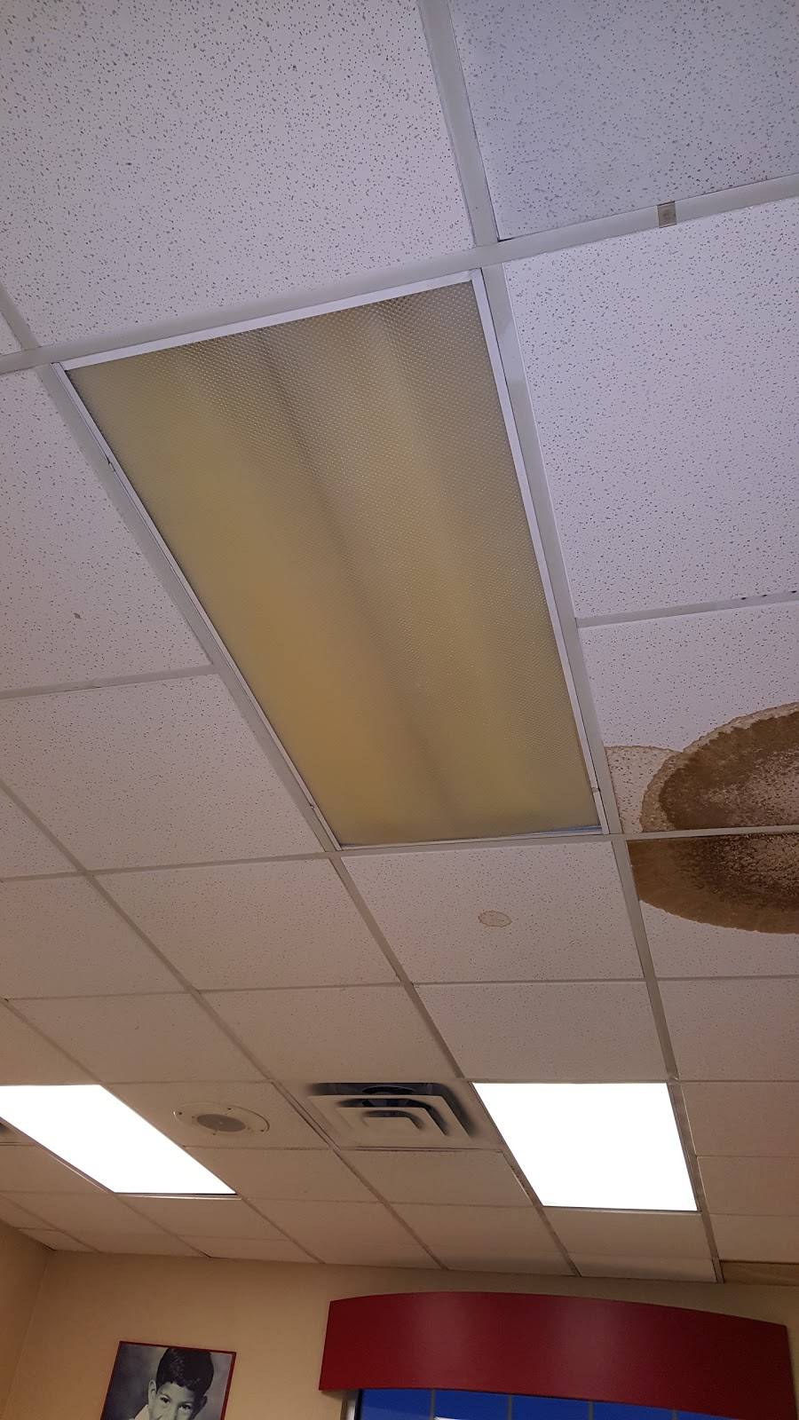 KFC | restaurant | 1045 N Main St, Spanish Fork, UT 84660, USA | 8017982420 OR +1 801-798-2420