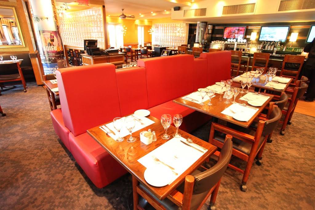 Restaurant Le Grand Café | restaurant | 690 Grande Allée E, Québec, QC G1R 2K5, Canada | 4185296237 OR +1 418-529-6237