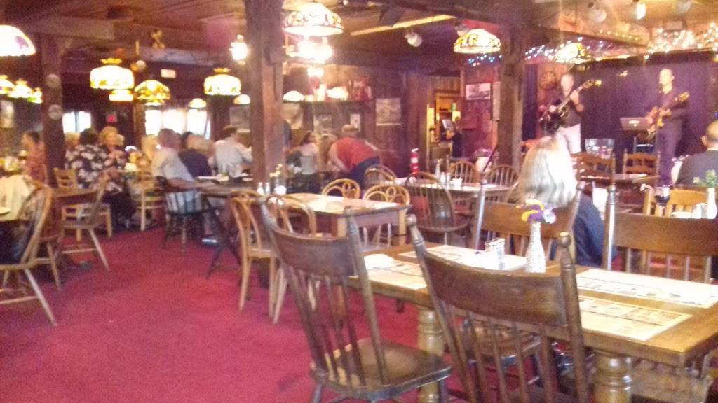 The Village Tavern | restaurant | 135 Old McHenry Rd, Long Grove, IL 60047, USA | 8476343117 OR +1 847-634-3117