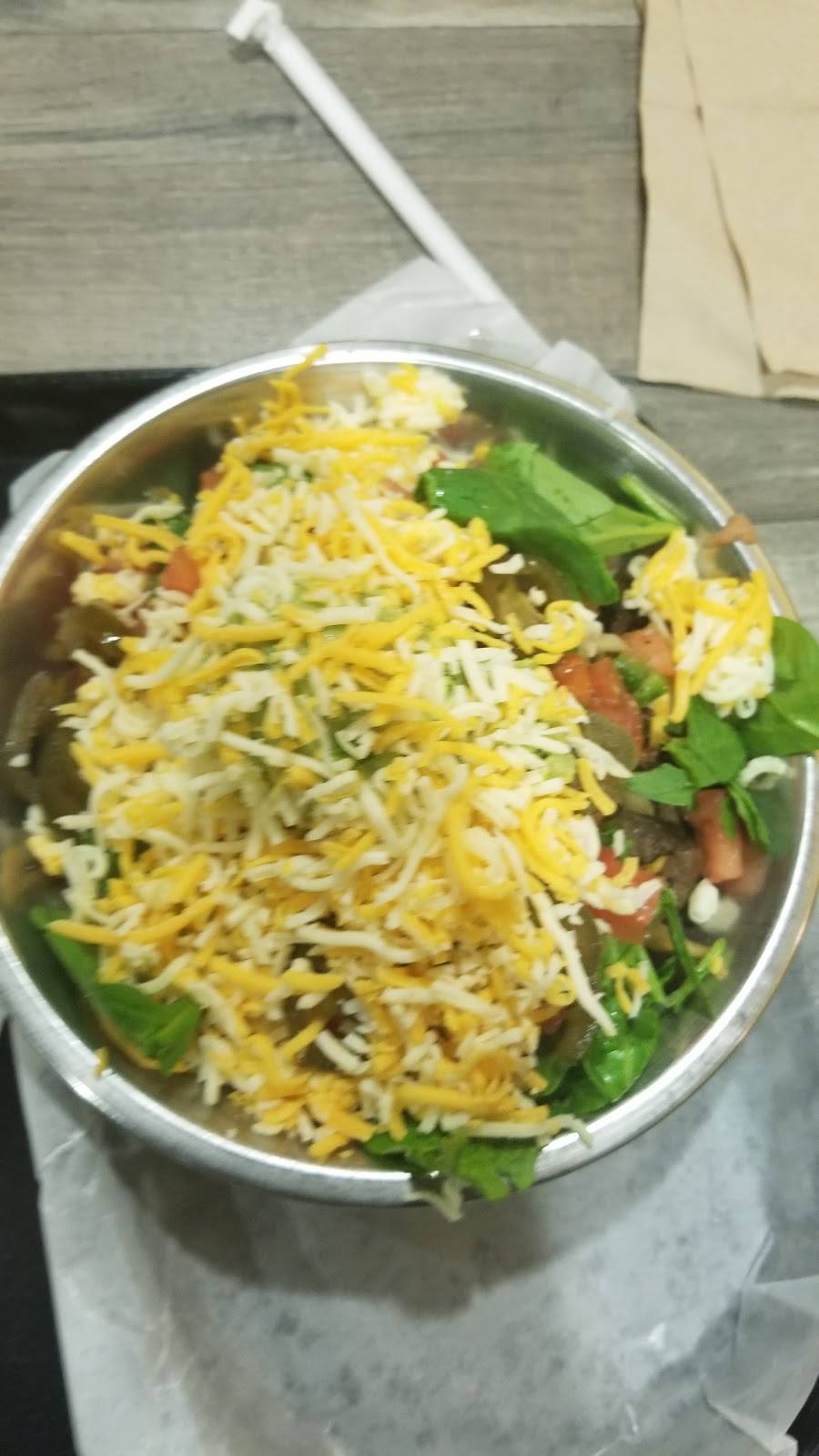 Überrito | restaurant | 700 Baybrook Mall F162, Friendswood, TX 77546, USA | 3462302001 OR +1 346-230-2001