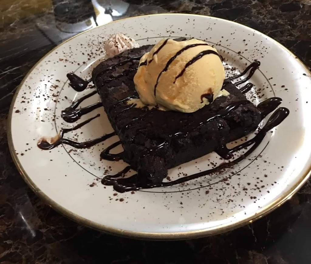 Fairmounts Ale House | restaurant | 3750 US 27 North, Suite 2A, Sebring, FL 33870, USA | 8668537465 OR +1 866-853-7465