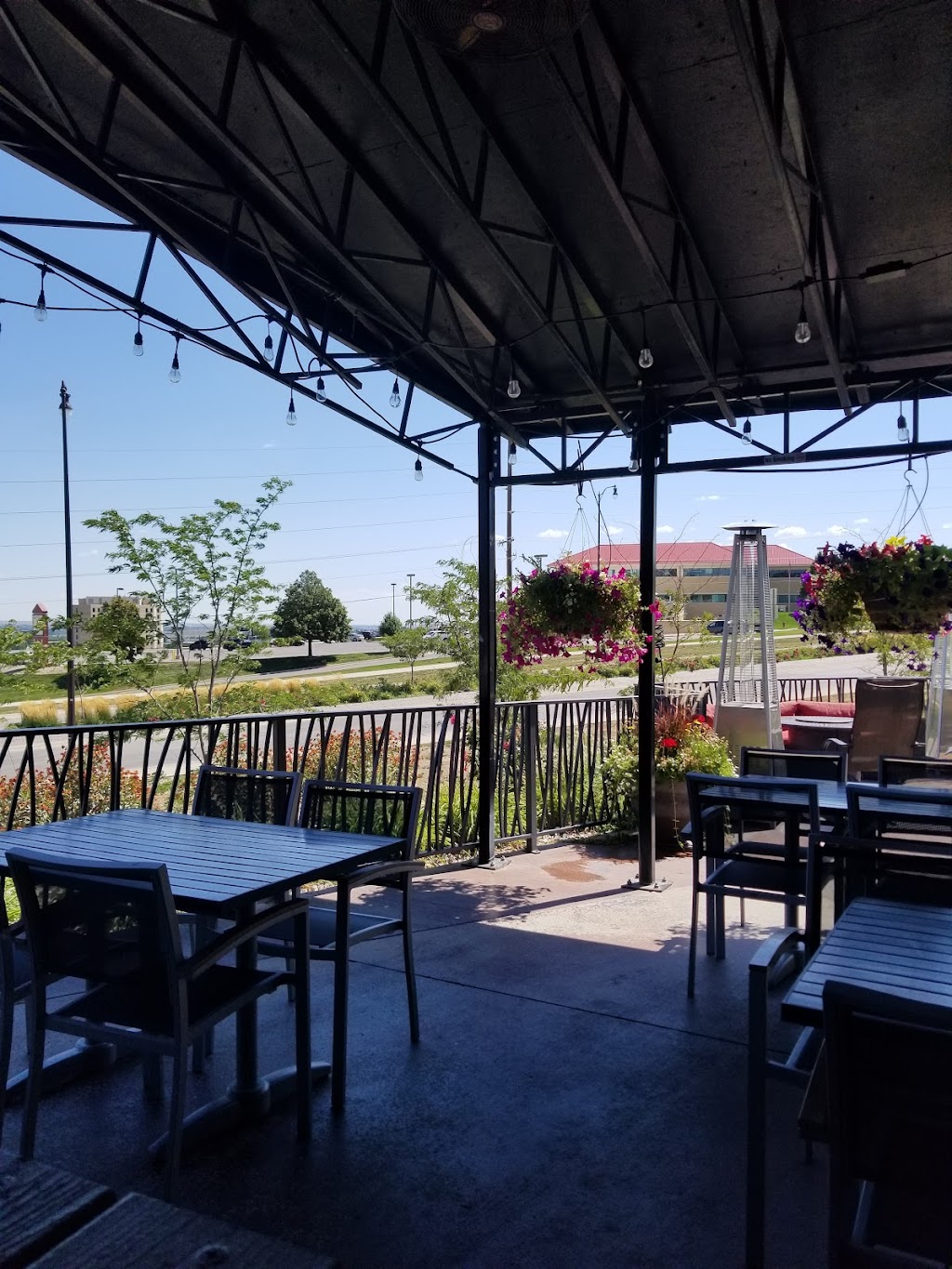 Ruby Tuesday | restaurant | 821 Fairmont Blvd, Rapid City, SD 57701, USA | 6053431700 OR +1 605-343-1700