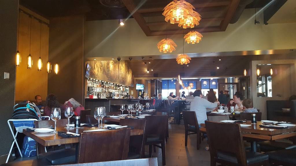 P.F. Changs | restaurant | 6809-F, Phillips Pl Ct, Charlotte, NC 28210, USA | 7045526644 OR +1 704-552-6644