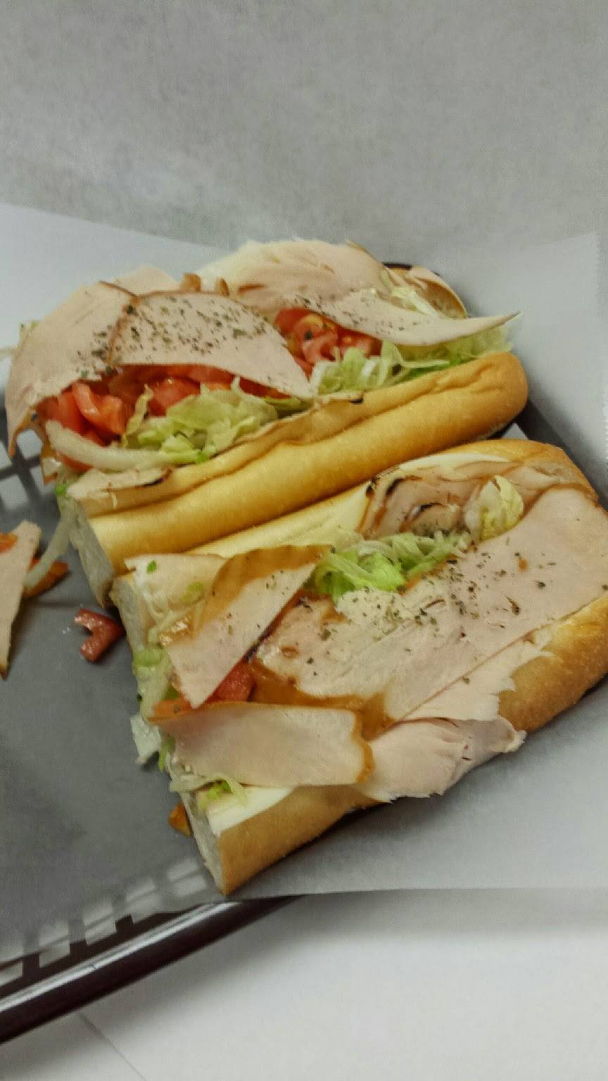 Brunos at Greenfield | meal takeaway | 555 Greenfield Rd, Lancaster, PA 17601, USA | 7173937827 OR +1 717-393-7827