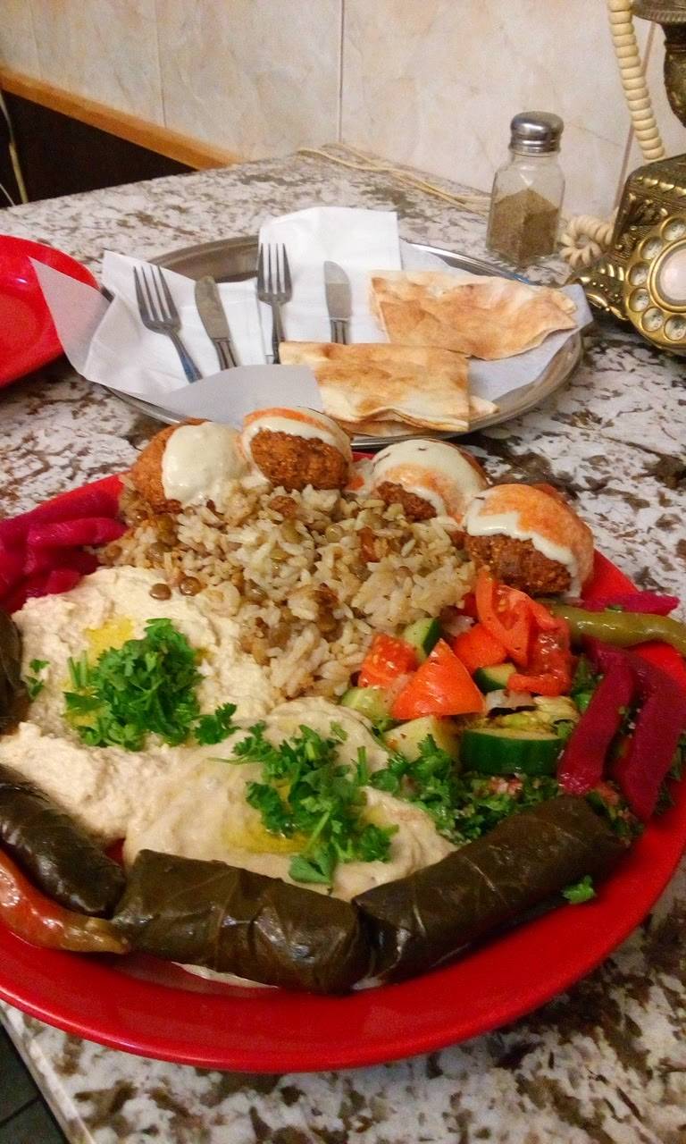 Falafel Royal | restaurant | 3308 Lake Shore Blvd W, Etobicoke, ON M8V 1M4 Unit, Toronto, ON 5, Canada | 4162552388 OR +1 416-255-2388