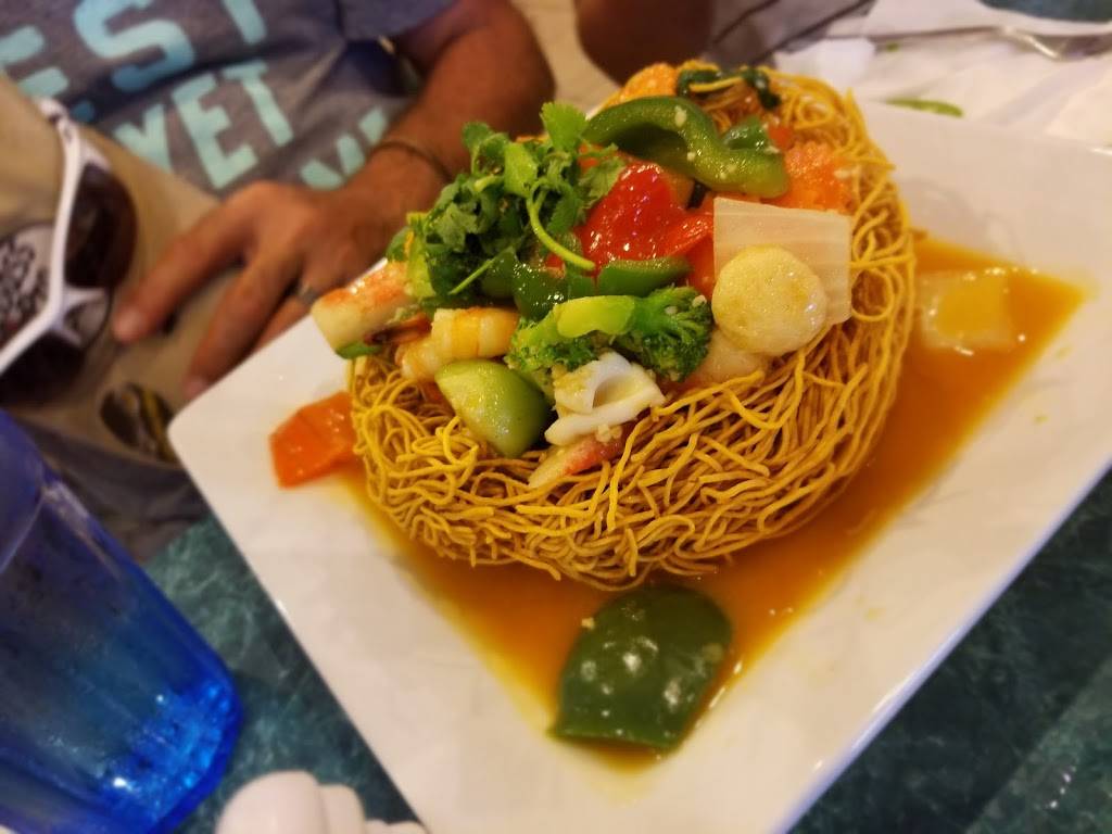 Pho Que Huong | restaurant | 2713 W 15th St, Plano, TX 75075, USA | 9725199198 OR +1 972-519-9198