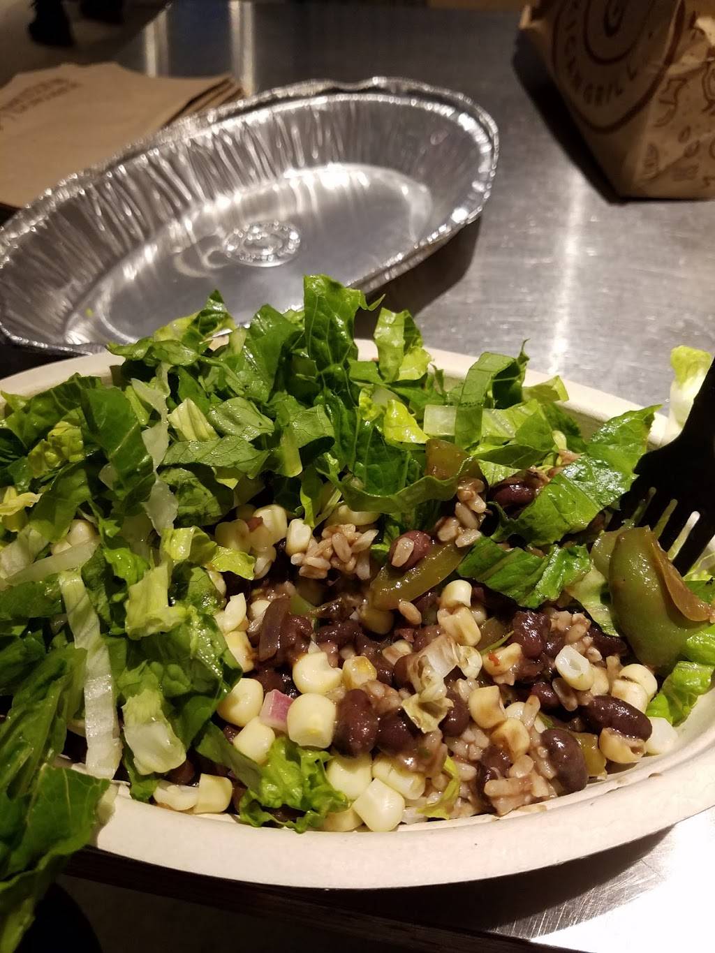 Chipotle Mexican Grill | restaurant | 55 Parsonage Rd Spc FS16A, Edison, NJ 08837, USA | 7323952151 OR +1 732-395-2151