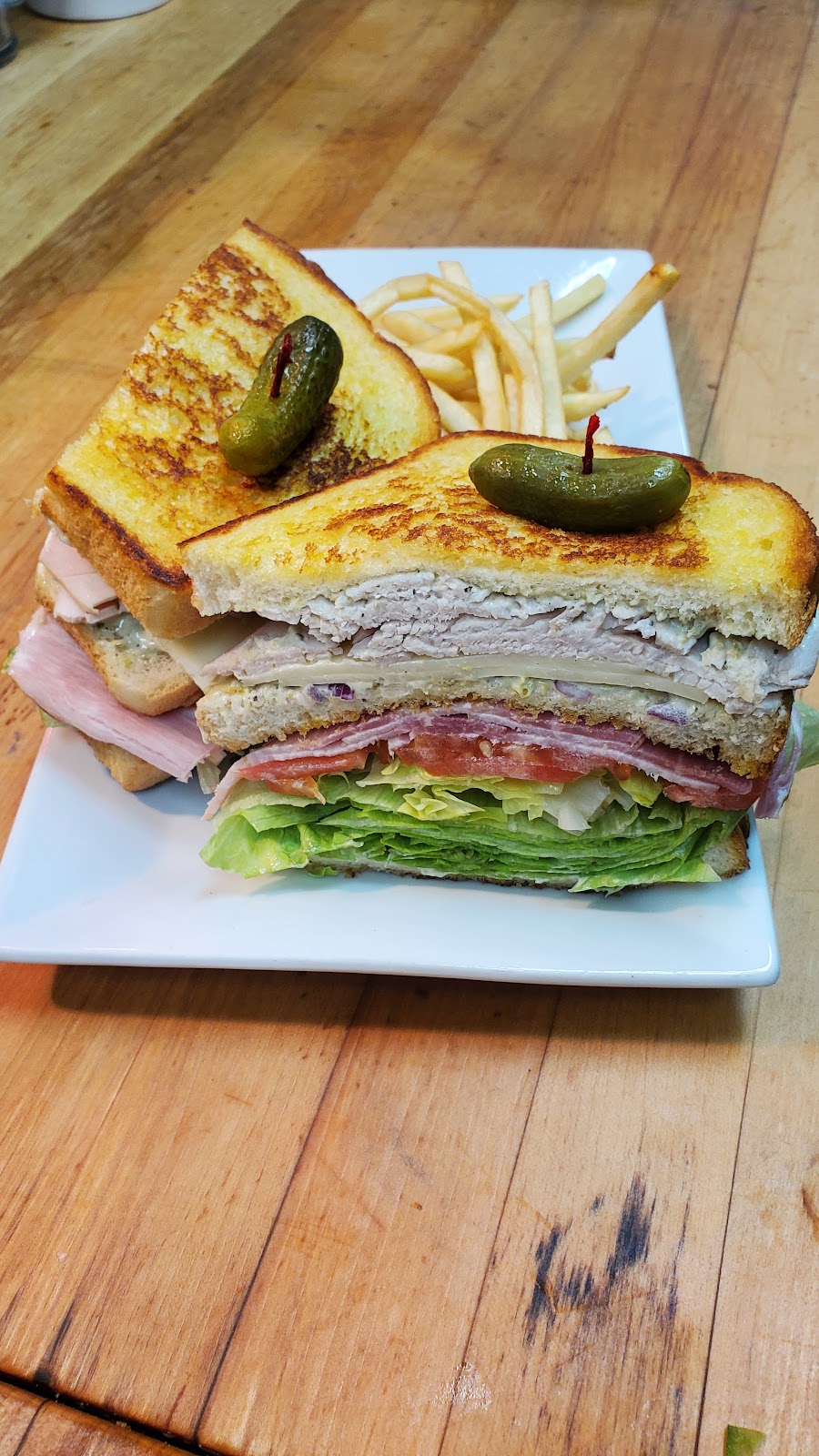 The Lunch Box | restaurant | 330 US-491, Dove Creek, CO 81324, USA | 9705120309 OR +1 970-512-0309