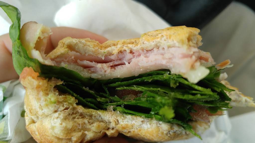 Subway | restaurant | 568 Goodman Rd E, Southaven, MS 38671, USA | 6623493660 OR +1 662-349-3660