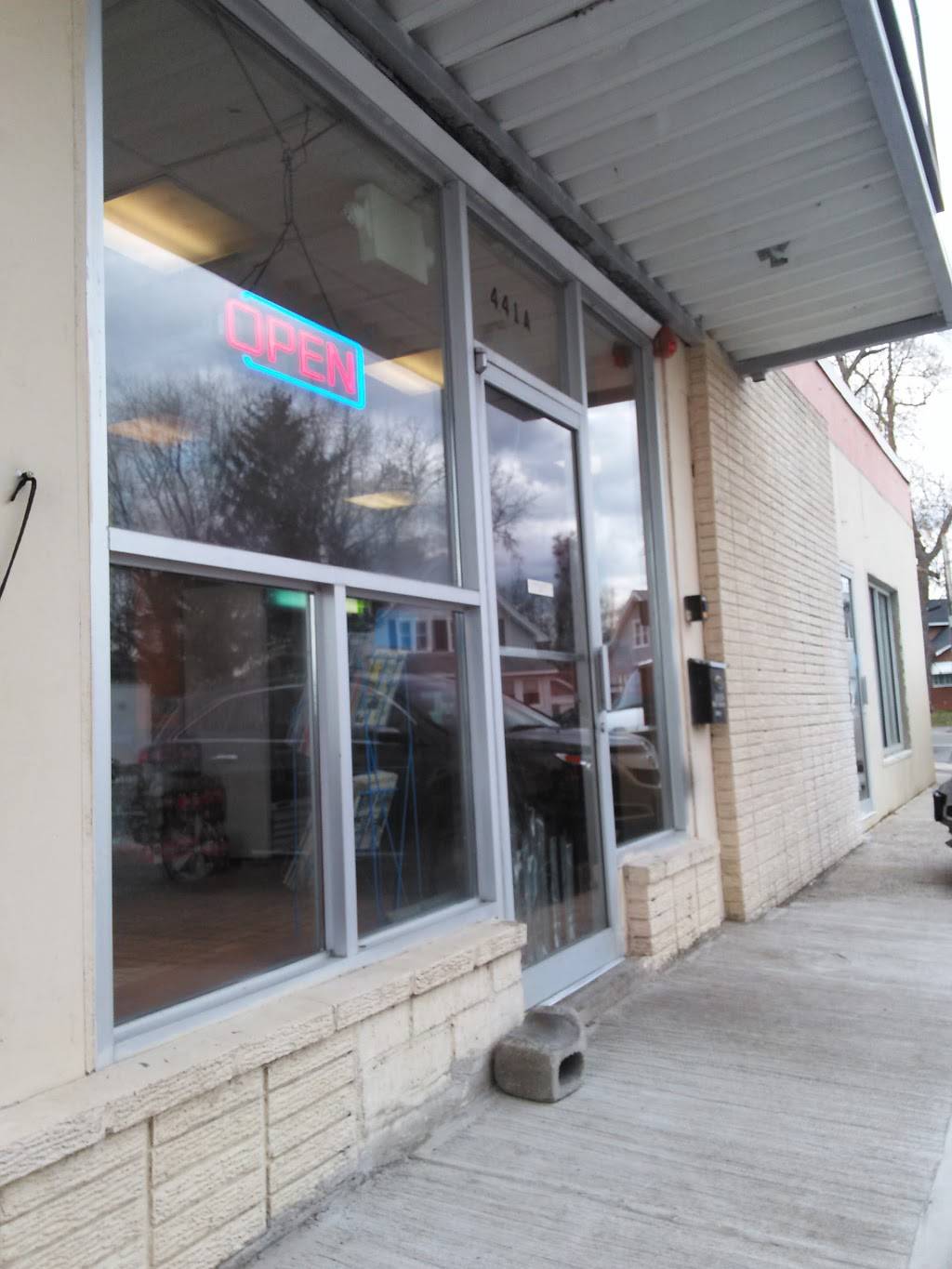 Manna | restaurant | 441 Springfield St, Springfield, MA 01107, USA | 4137468880 OR +1 413-746-8880