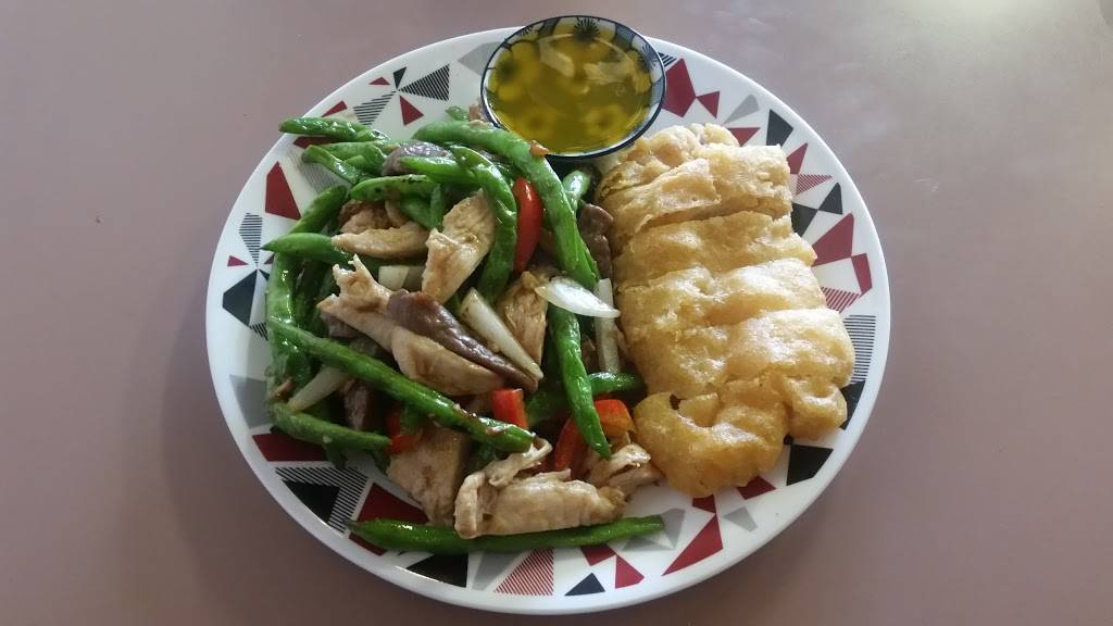 Hong Kong Kitchen | restaurant | 16630 Bayview Ave, Newmarket, ON L3Y 8R9, Canada | 9057157755 OR +1 905-715-7755