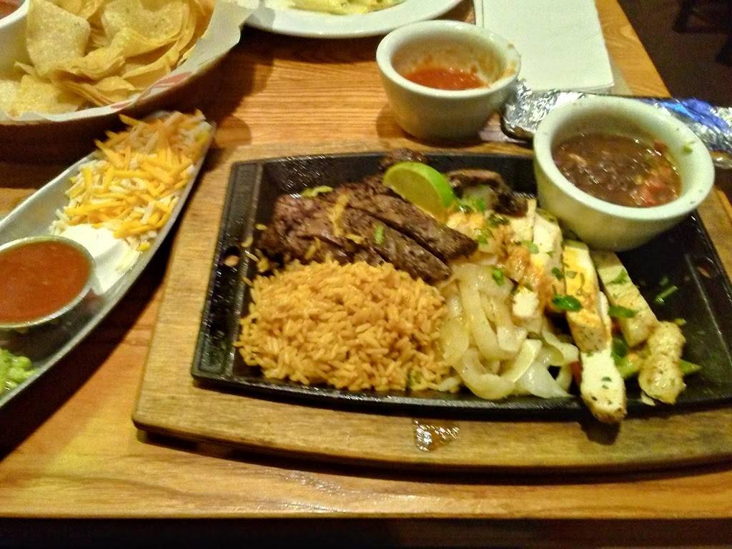 Chilis Grill & Bar | meal takeaway | 1300 Annette Way, Yuba City, CA 95993, USA | 5306741197 OR +1 530-674-1197