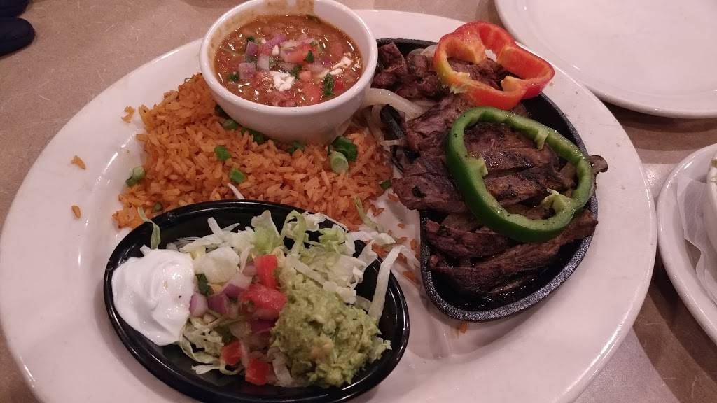 Jose Peppers | restaurant | 14373 Metcalf Ave, Overland Park, KS 66223, USA | 9136819750 OR +1 913-681-9750