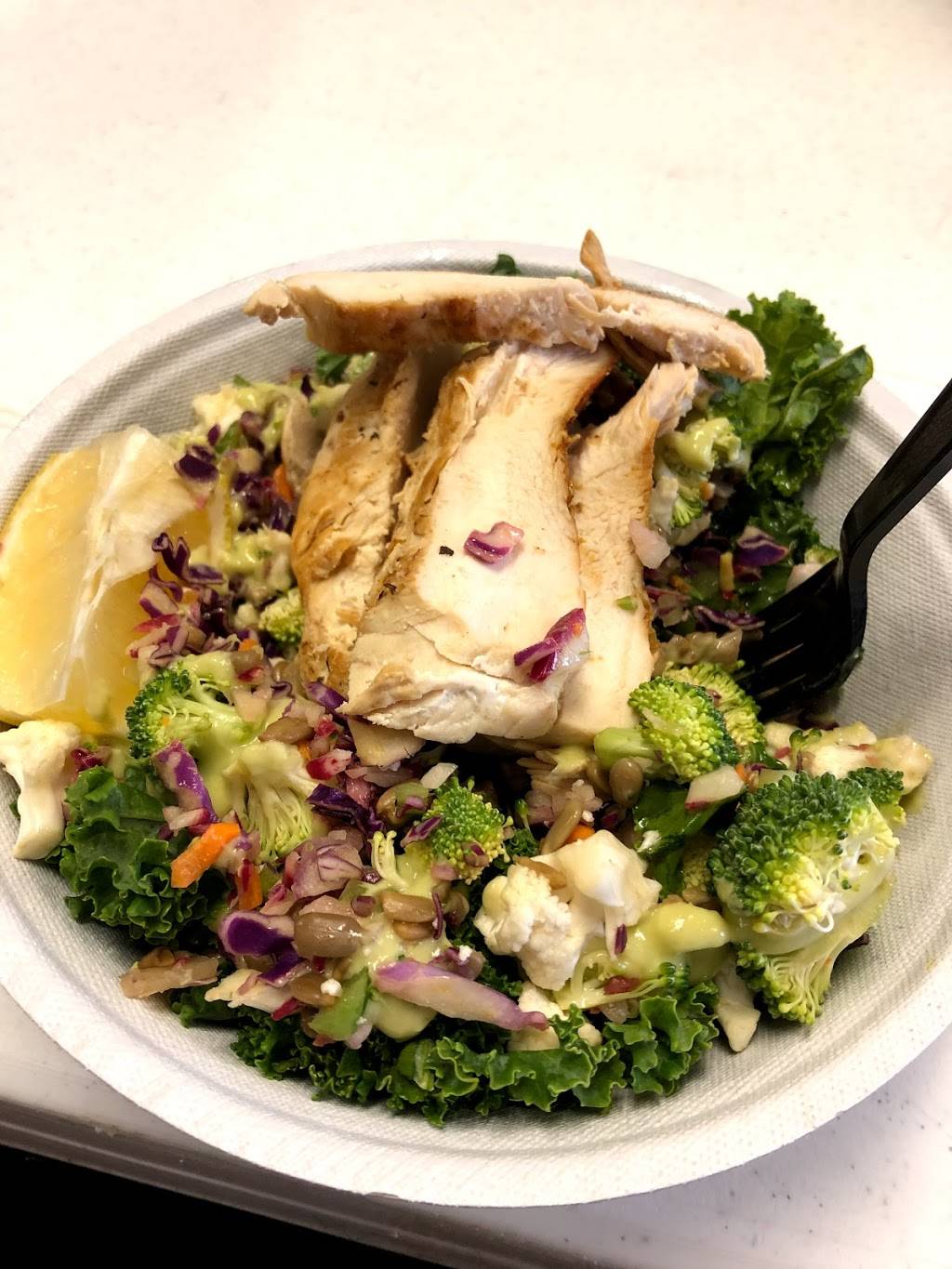 Grand Traverse Salad Company | restaurant | 2500 W South Airport Rd, Traverse City, MI 49684, USA | 2316425900 OR +1 231-642-5900