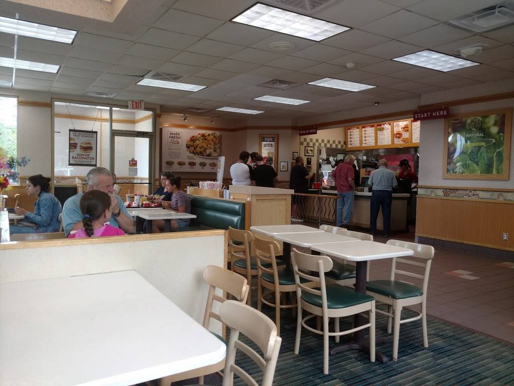 Wendys | restaurant | 220 Dibble St, Torrington, CT 06790, USA | 8604821226 OR +1 860-482-1226