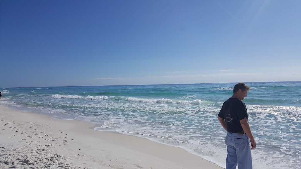 Waffle House | meal takeaway | 3340 Gulf Breeze Pkwy, Gulf Breeze, FL 32563, USA | 8509340403 OR +1 850-934-0403