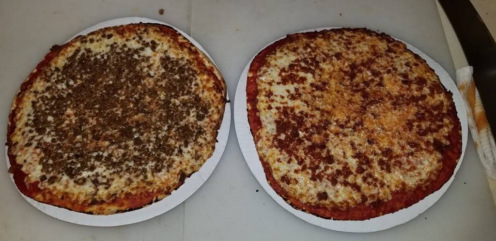 Arnis Pine Village | restaurant | 101 E Lafayette St, Pine Village, IN 47975, USA | 7653852450 OR +1 765-385-2450