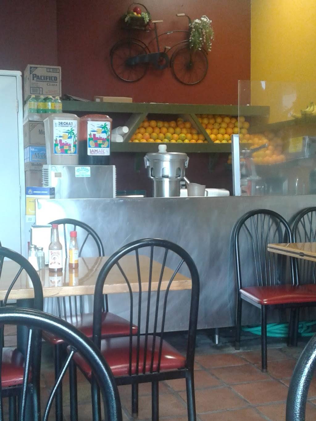 El Comalito | restaurant | 307 Arbor Vitae St, Inglewood, CA 90301, USA | 3106734656 OR +1 310-673-4656