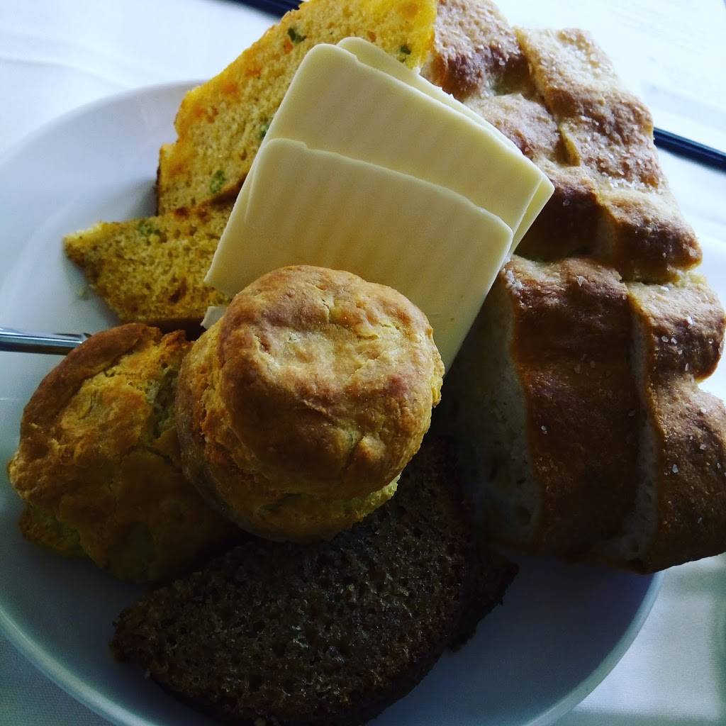 Spring House Restaurant, Kitchen & Bar | restaurant | 450 N Spring St, Winston-Salem, NC 27101, USA | 3362934797 OR +1 336-293-4797