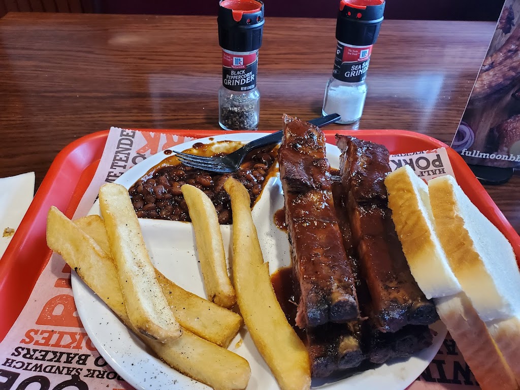 Full Moon Bar-B-Que | restaurant | 1935 Main St, Madison, MS 39110, USA | 6018531712 OR +1 601-853-1712