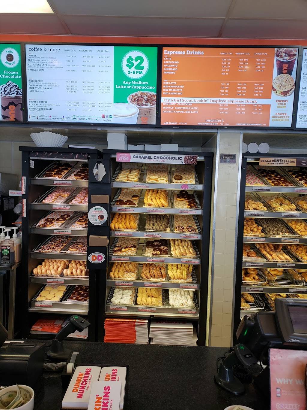 Dunkin | cafe | 2706 Concord Pike, Wilmington, DE 19803, USA | 3024780539 OR +1 302-478-0539