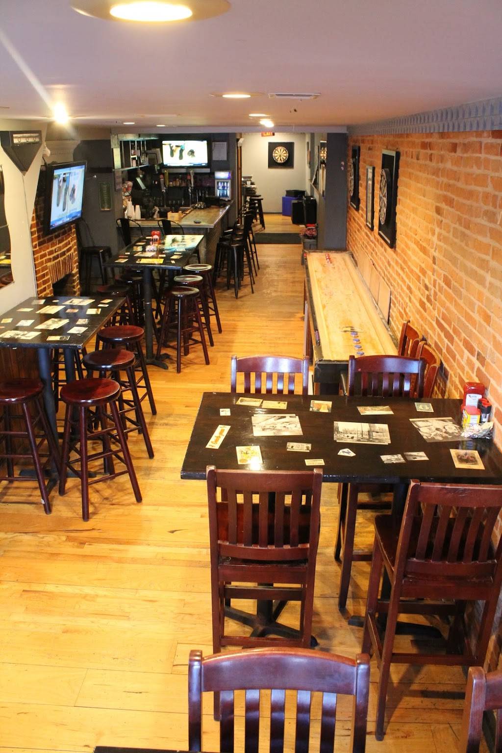 Alexanders Tavern | restaurant | 710 S Broadway, Baltimore, MD 21231, USA | 4105220000 OR +1 410-522-0000