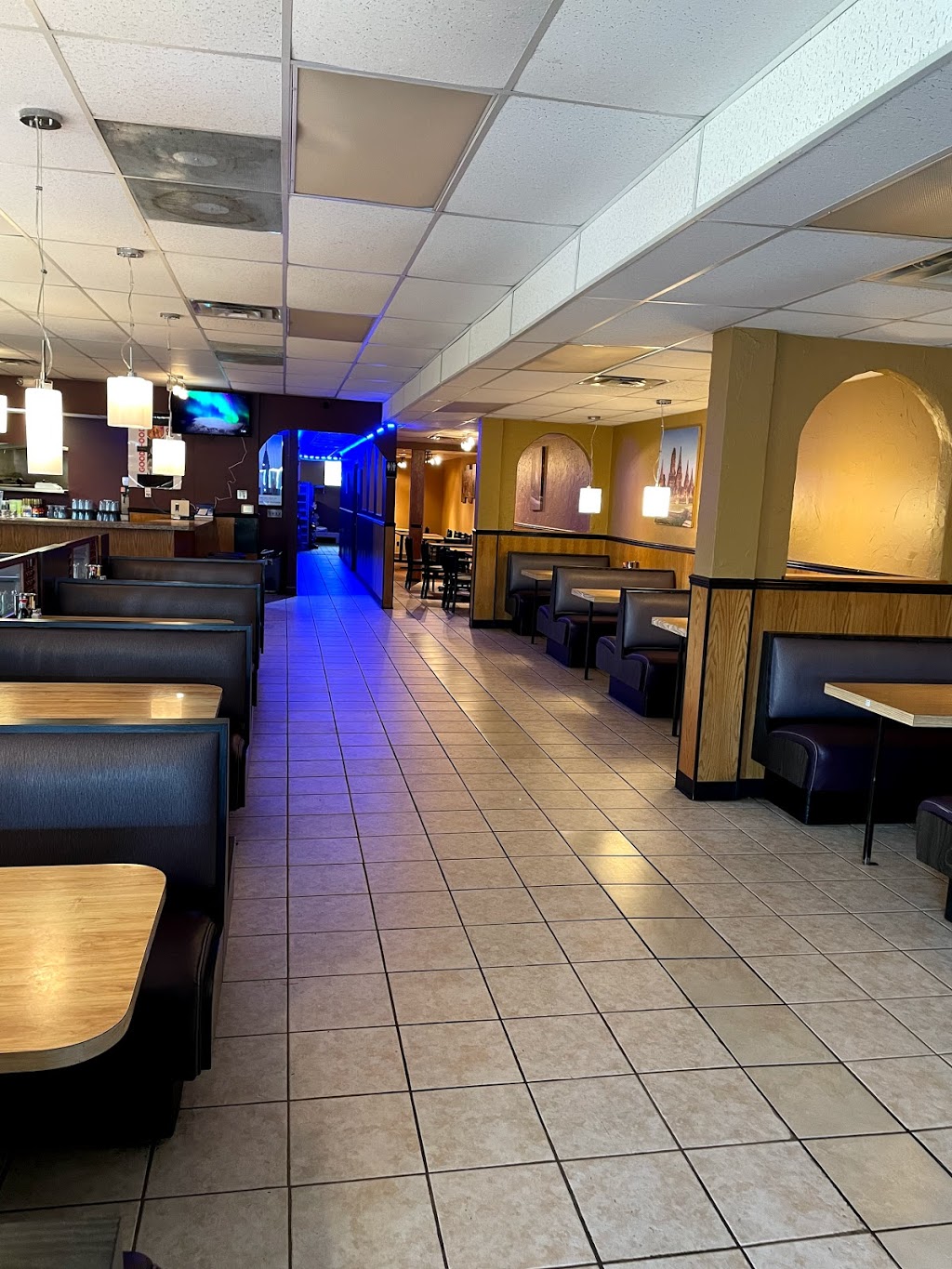 Prime Thai | restaurant | 3377 Elizabeth Lake Rd, Waterford Twp, MI 48328, USA | 2486224552 OR +1 248-622-4552