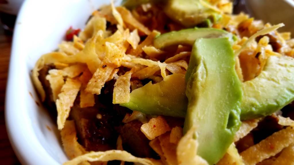 Chilis Grill & Bar | meal takeaway | 255 Vista Village Dr, Vista, CA 92083, USA | 7606391958 OR +1 760-639-1958