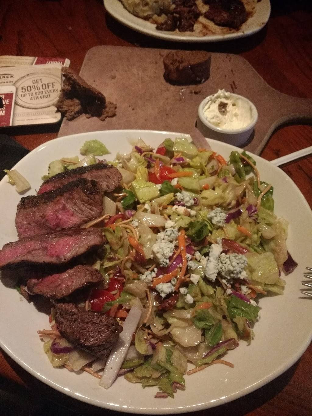 Outback Steakhouse | restaurant | 4751 Northwest Hwy, Crystal Lake, IL 60014, USA | 8154795161 OR +1 815-479-5161