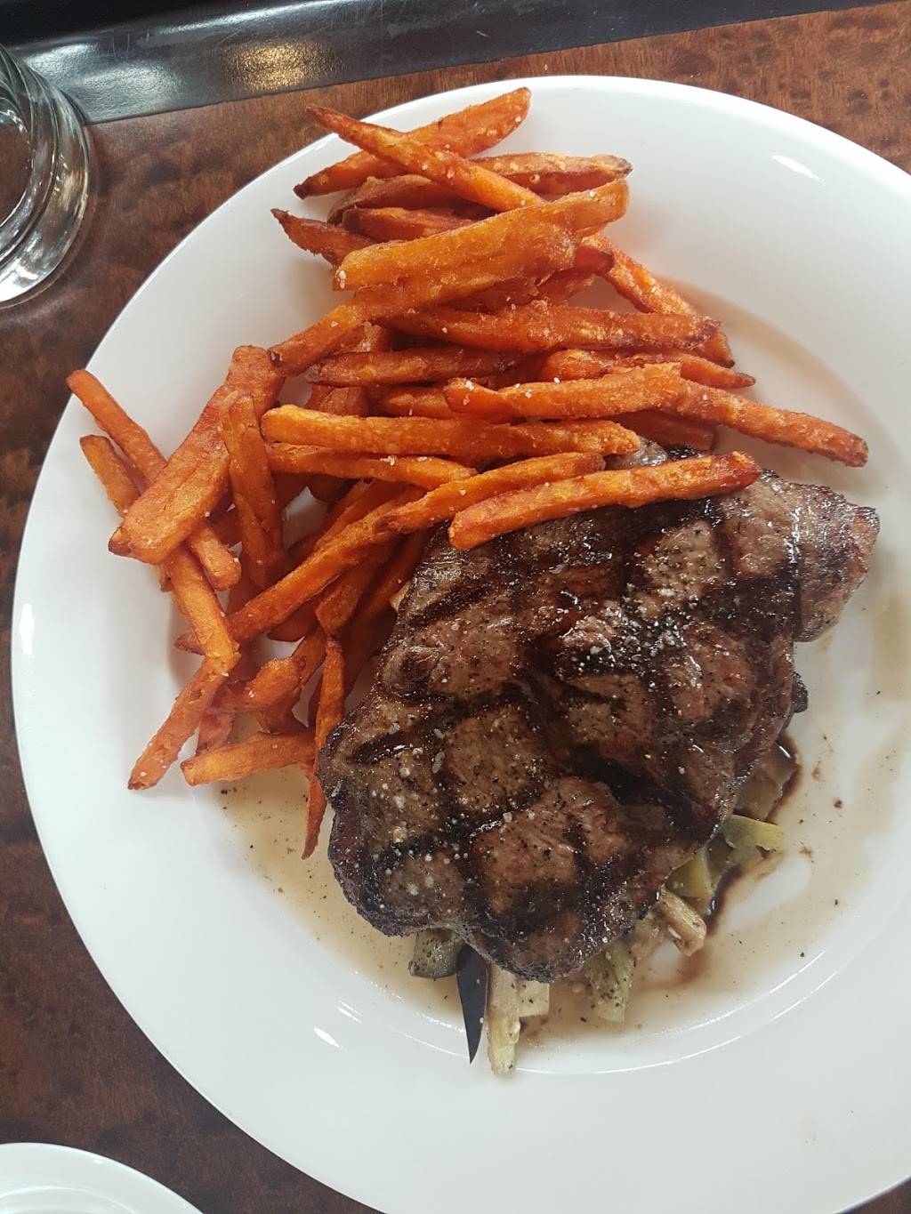 NINE 18 | restaurant | 10100 Heart Lake Rd, Brampton, ON L6Z 0B4, Canada | 9055000918 OR +1 905-500-0918