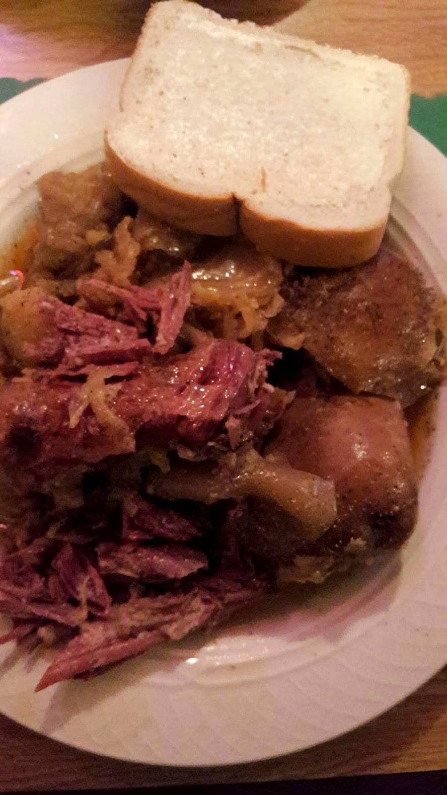 Fat Boys Emporium | restaurant | 805 Main St, Boyceville, WI 54725, USA | 7156437045 OR +1 715-643-7045