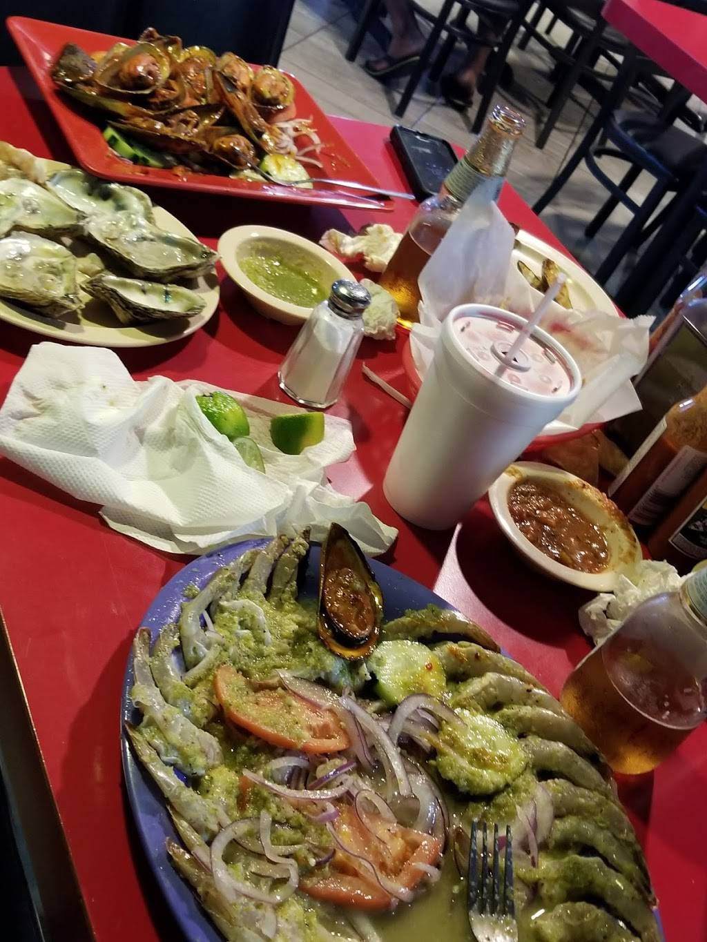 Las Islas Marias Restaurant | restaurant | 5504 Etiwanda Ave, Mira Loma, CA 91752, USA | 9516810809 OR +1 951-681-0809