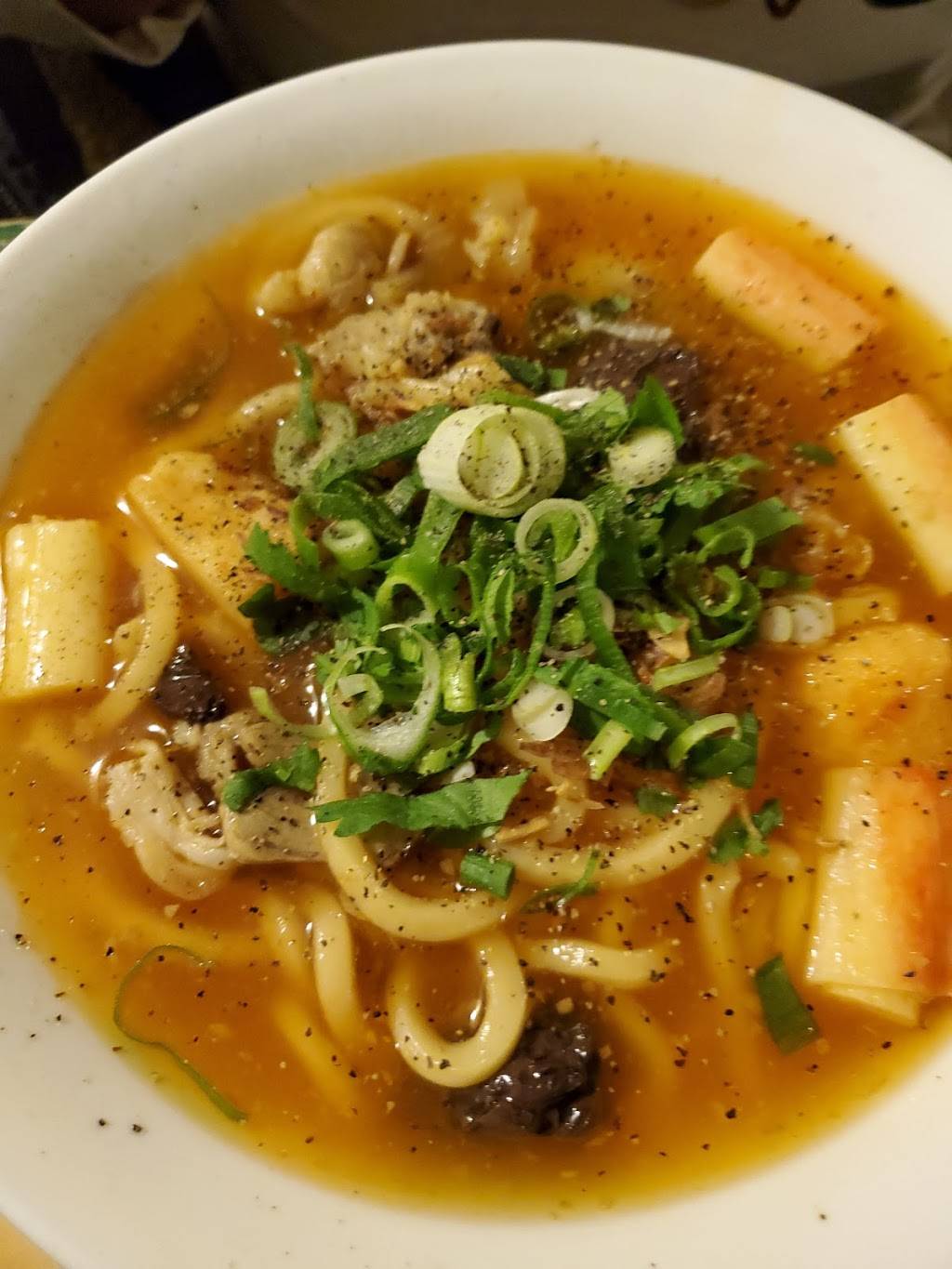 Hoai Huong Restaurant | restaurant | 716 The Queensway, Etobicoke, ON M8Y 1L3, Canada | 4165038118 OR +1 416-503-8118