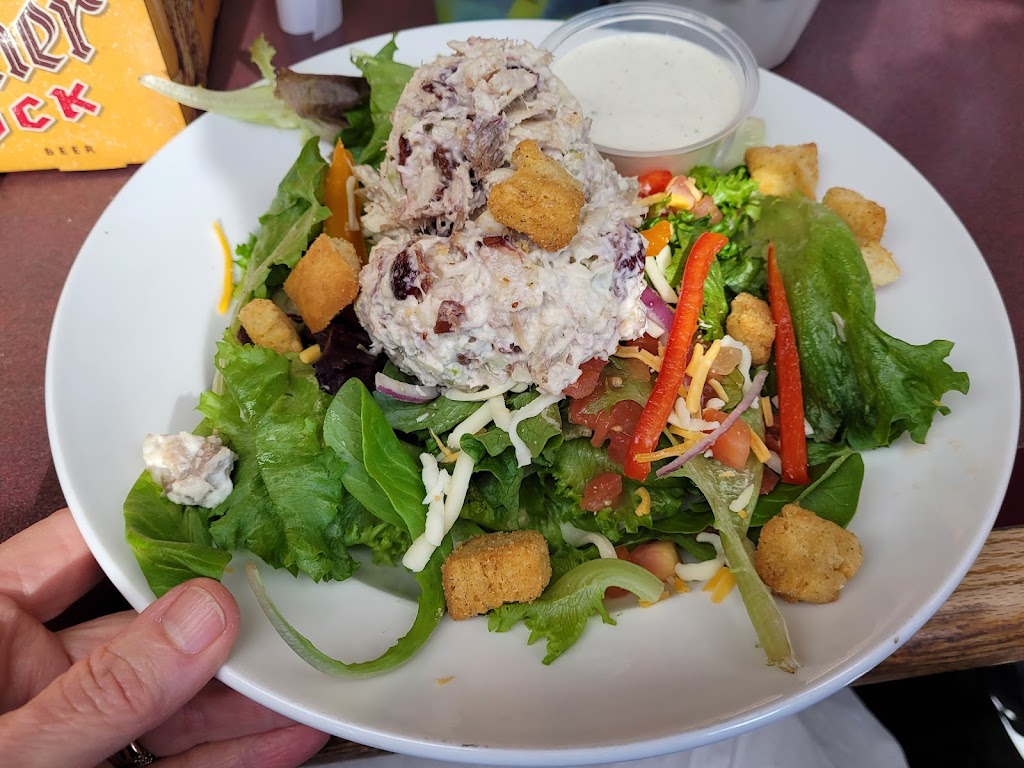 The Pines Pizza and Pub | restaurant | 4100 River Ridge Dr NE, Cedar Rapids, IA 52402, USA | 3192005350 OR +1 319-200-5350