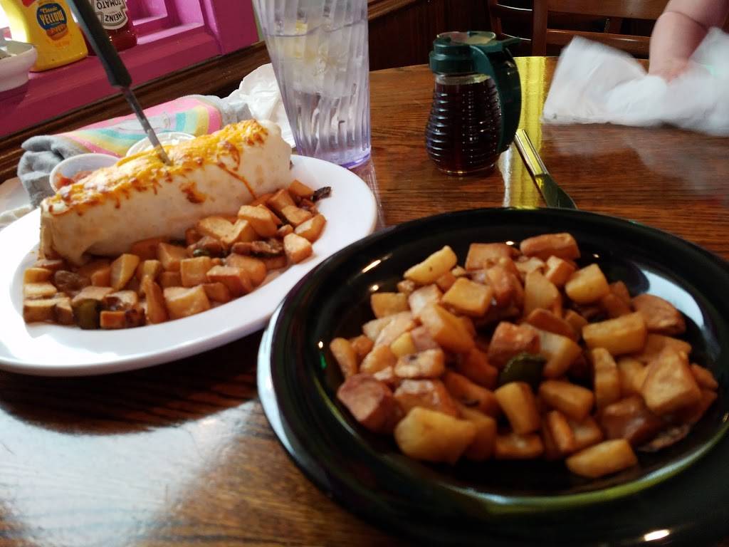 Colemans in Cary | night club | 645 Industrial Dr, Cary, IL 60013, USA | 8475162819 OR +1 847-516-2819