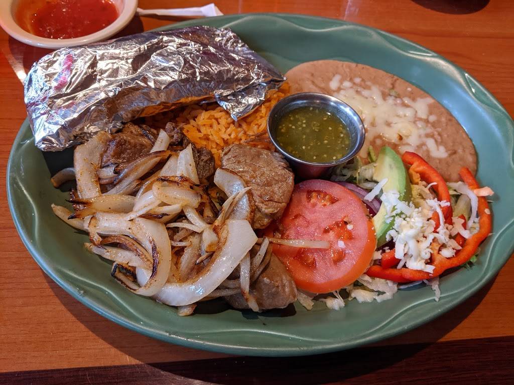 La Fiesta Bar & Grill | restaurant | 823 Wheeler St, Ames, IA 50010, USA | 5154505175 OR +1 515-450-5175