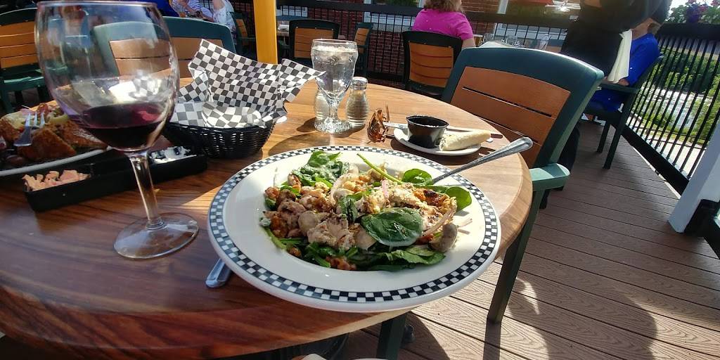 Fratellos Italian Grille - Manchester | restaurant | 155 Dow St, Manchester, NH 03101, USA | 6036242022 OR +1 603-624-2022