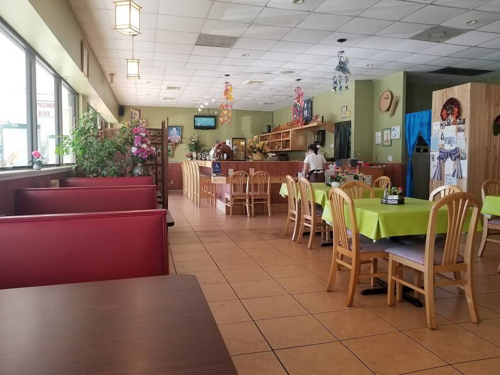 Bangkok Bay Thai and Sushi Restaurant | restaurant | 1833 SE Federal Hwy, Stuart, FL 34994, USA | 7728883514 OR +1 772-888-3514
