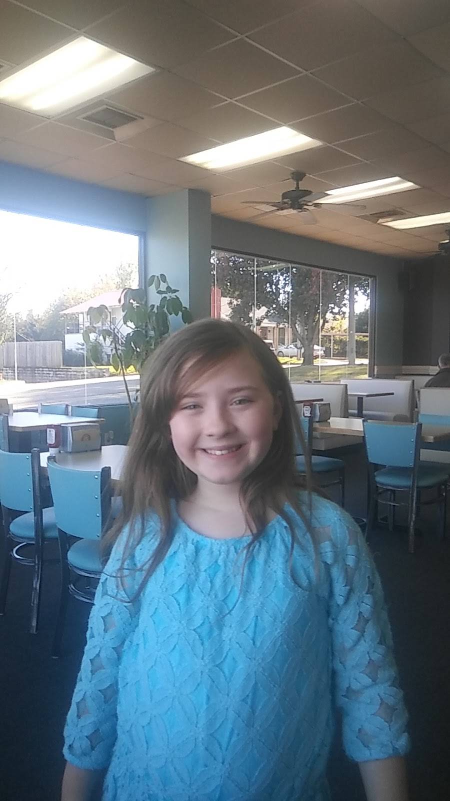 Guthries of Tuscaloosa | restaurant | 205 15th St, Tuscaloosa, AL 35401, USA | 2053492222 OR +1 205-349-2222