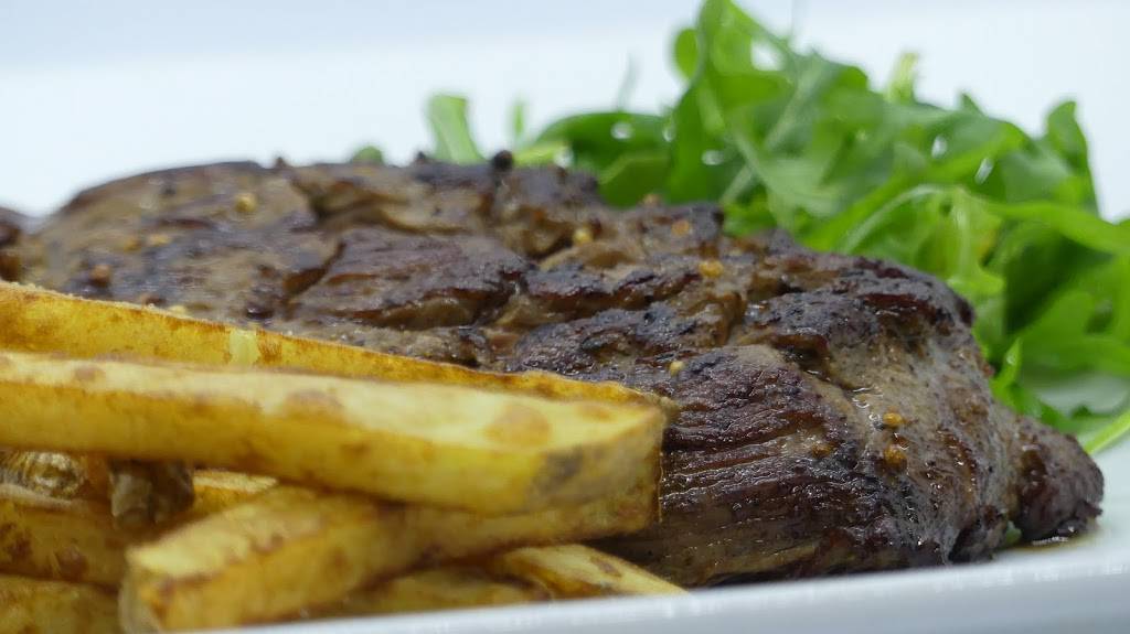 Fusion Restaurant | meal takeaway | 5115 Boulevard Lévesque E, Laval, QC H7C 1N3, Canada | 4509361066 OR +1 450-936-1066