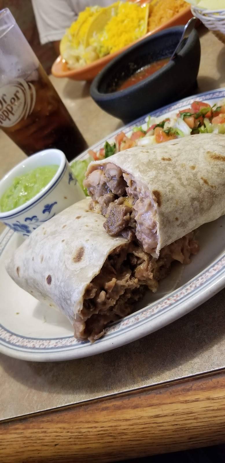 El Nuevo Mexicali II | restaurant | 640 N Prospect St, Porterville, CA 93257, USA | 5597816434 OR +1 559-781-6434