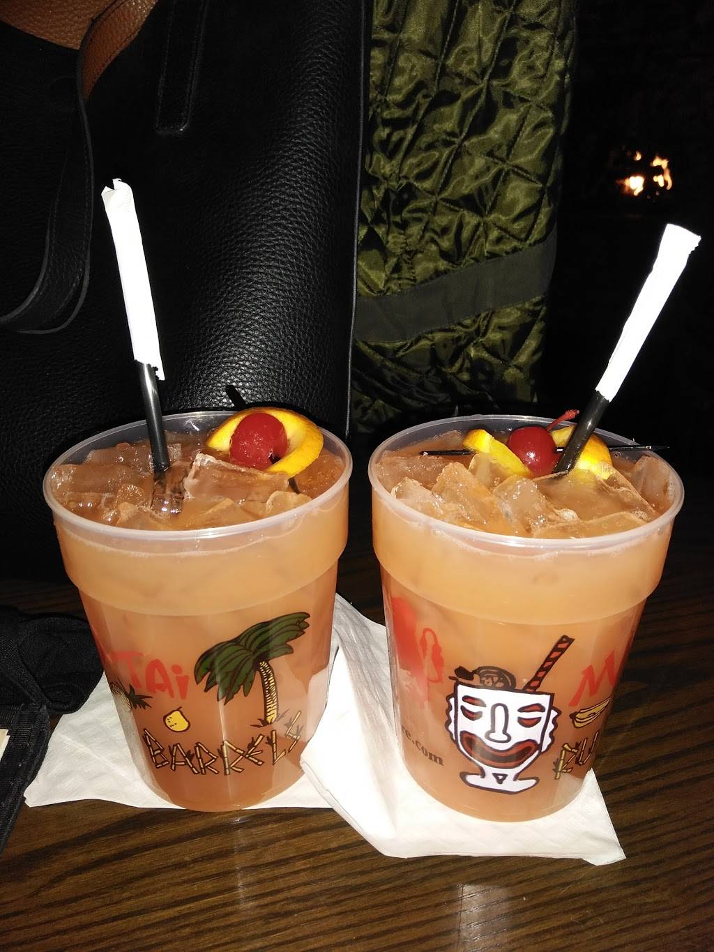 The Village Squire (McHenry) | restaurant | 4512 W Elm St, McHenry, IL 60050, USA | 8153850900 OR +1 815-385-0900