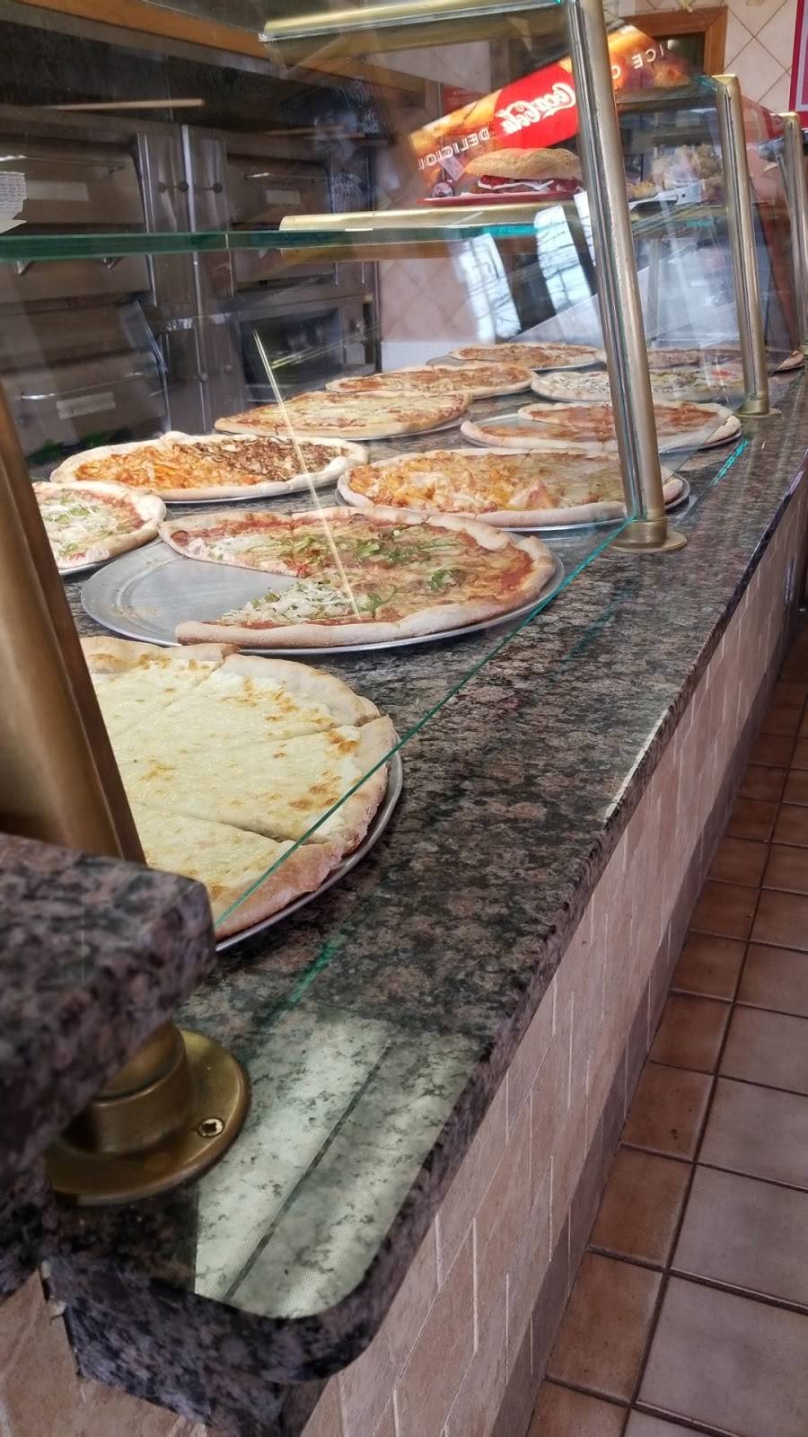 Vinnies Pizza and Subs | restaurant | 1817 NJ-35, Wall Township, NJ 07719, USA | 7324491339 OR +1 732-449-1339