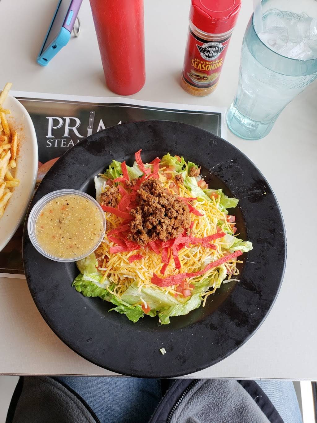 Steak n Shake | restaurant | 116 Grand Central Mall, Parkersburg, WV 26105, USA | 3044247050 OR +1 304-424-7050