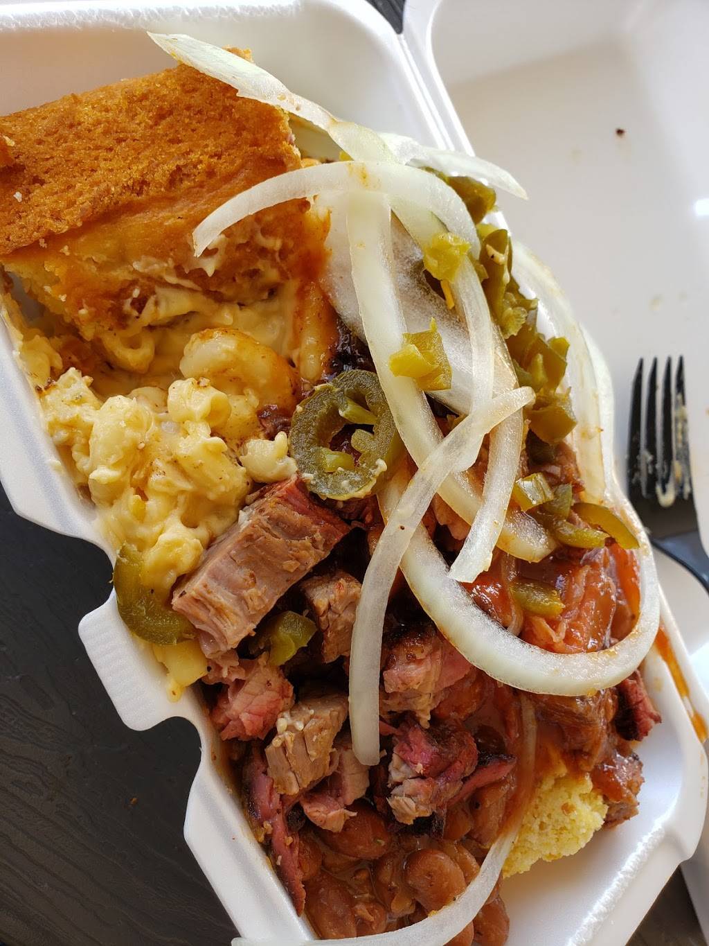 Alamo BBQ | restaurant | 2202 Jefferson Ave, Richmond, VA 23223, USA | 8045923138 OR +1 804-592-3138